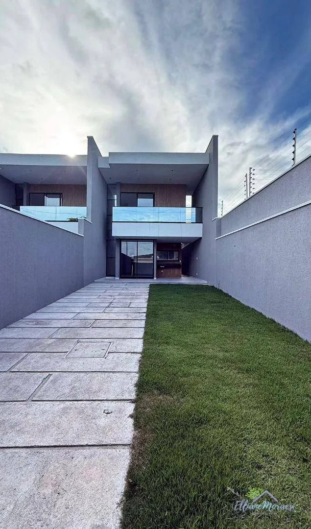 Casa à venda, 145 m² por R$ 699.000,00 - Centro - Eusébio/CE